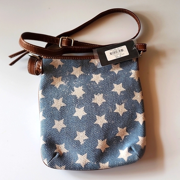 ☆NWT. American Flag Design Crossbody Bag/Purse.☆ - Picture 3 of 9